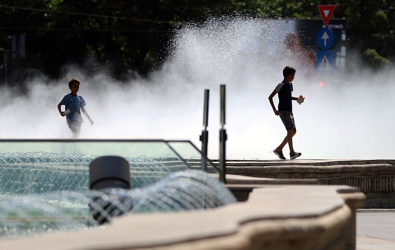Weekend de foc în România: temperaturile ajung la 41 de grade Celsius. Recomandări pentru populaţie