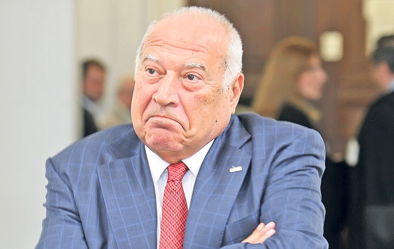 Sechestru pe averea familiei Voiculescu!
