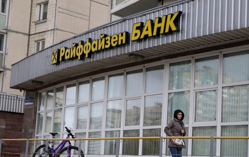 Șapte mari bănci europene au făcut peste 3 miliarde de euro profit în Rusia, în 2023, și au plătit taxe în valoare de 800 de milioane. O bancă austriacă a achitat mai mult de jumătate din sumă