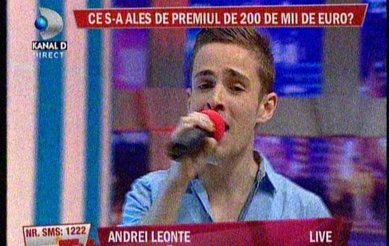 Andrei Leonte, câștigătorul X Factor: ”În Italia cântam pe stradă. Câșigul depindea de cât de repede venea poliția”