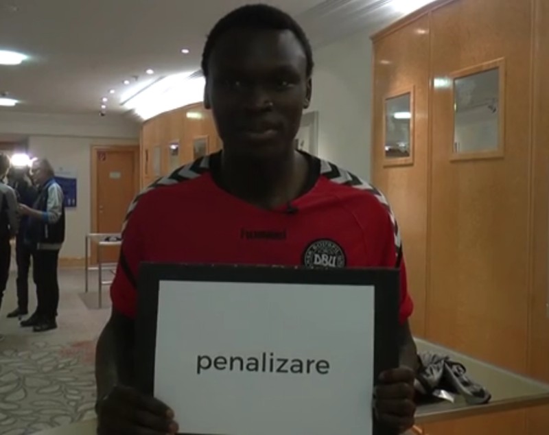 Danezii s-au distrat în cantonament încercând să vorbească în limba română. Vedeți cum s-au descurcat | GALERIE FOTO&VIDEO