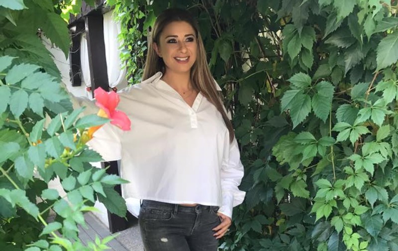 FOTO EXCLUSIV | Cea mai sexy apariție a Anamariei Prodan în costum de baie. Și-a etalat trupul de cinci stele în toată splendoarea