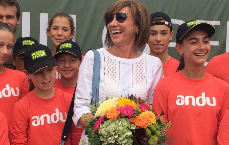 Carmen Iohannis, invitată la turneul de tenis de la Sibiu. ”Sportul este foarte important”