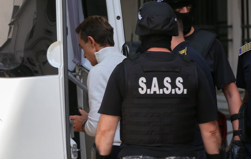 Radu Mazăre, la atelierul de croitorie al Penitenciarului Rahova. Ar fi vrut la cel auto, dar "o să vadă cum se adaptează"
