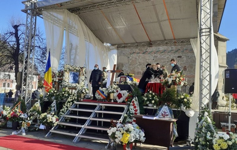 VIDEO | Draga Olteanu Matei a fost înmormântată astăzi, la Piatra Neamț, cu onoruri militare