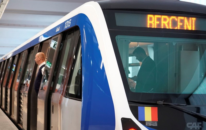 Transport gratuit cu metroul pentru elevi până în 2025 / De unde se ridică abonamentele