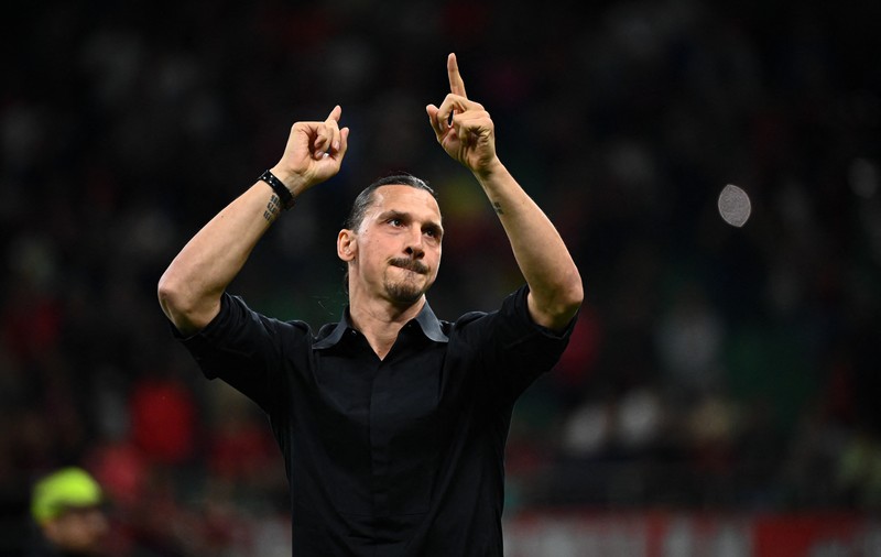 „Până și Dumnezeu este trist”. Cu lacrimi în ochi, fotbalistul suedez Zlatan Ibrahimovici și-a anunțat retragerea