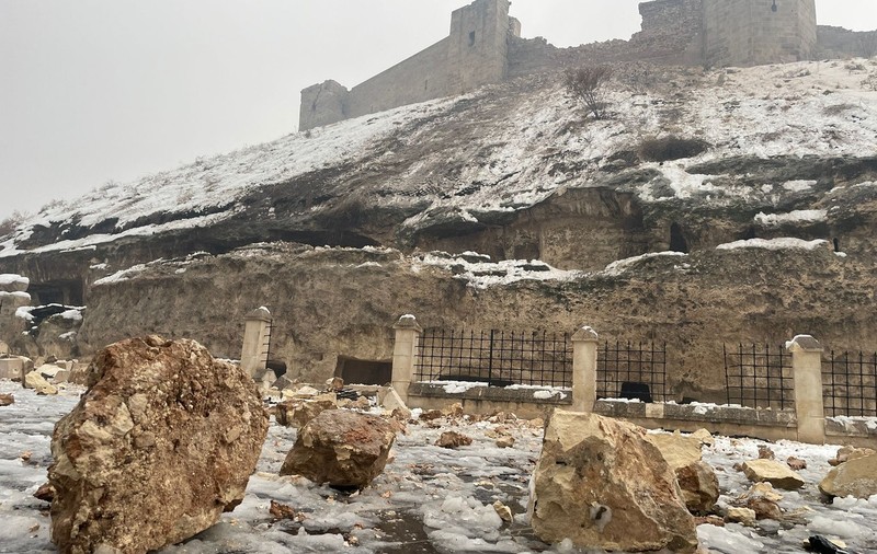 Castelul Gaziantep, construit acum peste 2.200 de ani, prăbușit în urma seismului din Turcia. FOTO