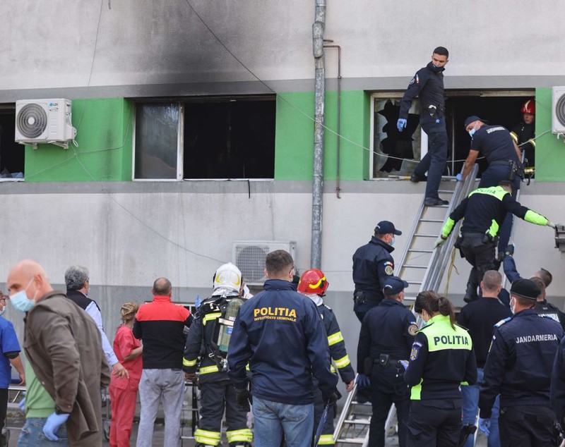 Câți pacienți erau internați în spitalul din Constanța, unde a izbucnit un incendiu