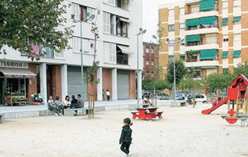 Românul din Spania care a vrut să-şi vândă copiii, eliberat