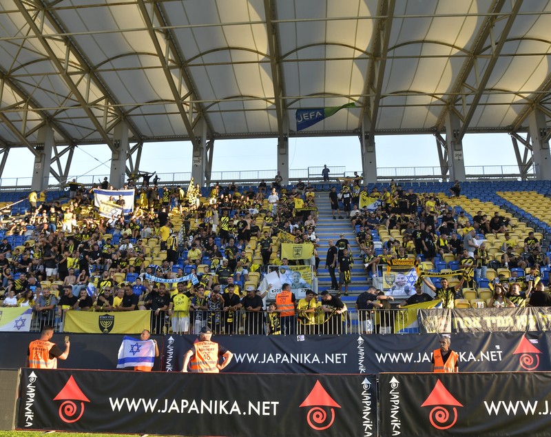 Familia lui Rom Braslavsky, împiedicată să afișeze mesaje pentru eliberarea lui, la meciul Beitar - Riga, de la Ploiești: „UEFA, antisemitism și ipocrizie”