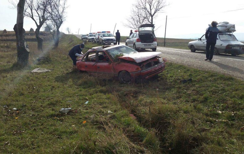 Hoți prinși după ce au făcut accident în urma spargerii date