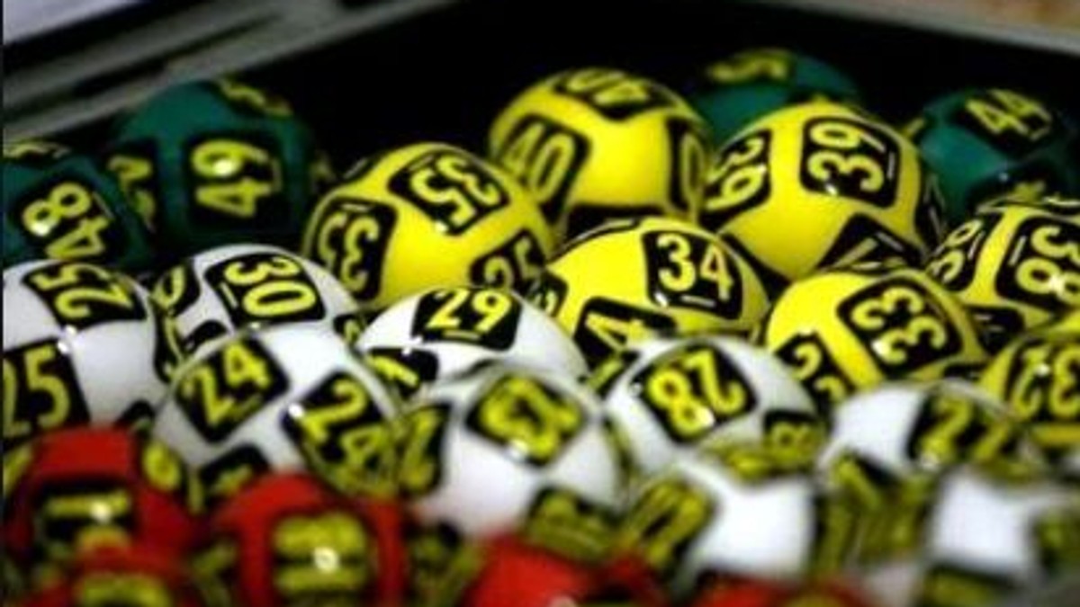 O pensionară din Satu Mare a câștigat marele premiu la Loto 6 din 49. Metoda prin care s-a îmbogățit cu peste 4,8 milioane de euro