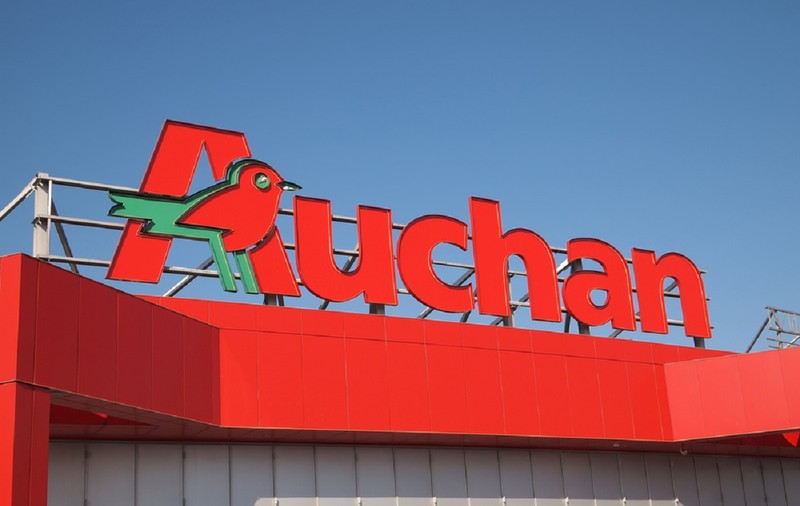 Auchan închide 25 de supermarketuri şi concediază 710 angajaţi, ca parte a unui plan de restructurare, în Spania