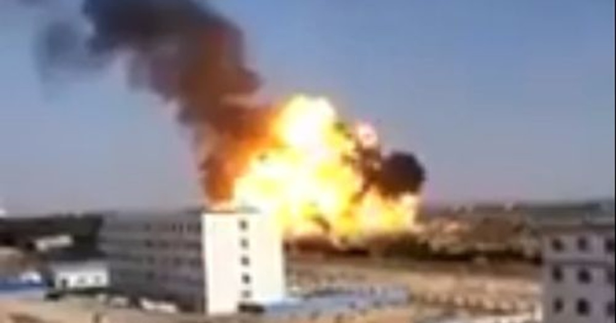 Explozie la un combinat chimic din China. Trei persoane au murit