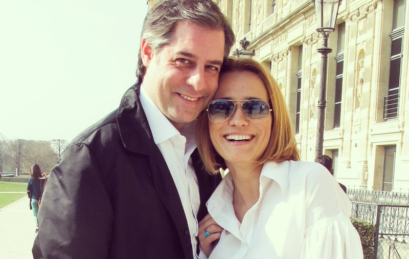 CÂT DE FRUMOS! Cum ÎŞI ALINTĂ Andreea Esca soţul, de ZIUA LUI
