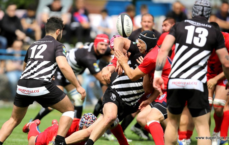 Meciurile de baraj pentru calificarea în semifinalele SuperLigii de rugby se joacă sâmbătă