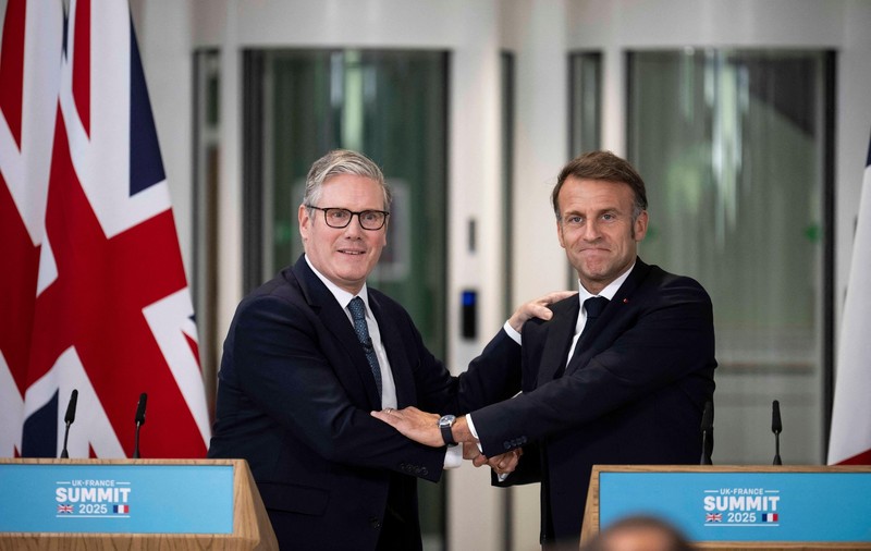 Cum vor Emmanuel Macron și Keir Starmer să-l facă pe Putin să accepte un armistițiu: „Trebuie forțat să vină”