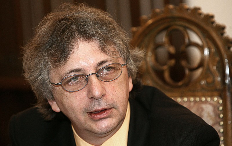 Intelectualul român nu la cultură are notă mică, ci la morală