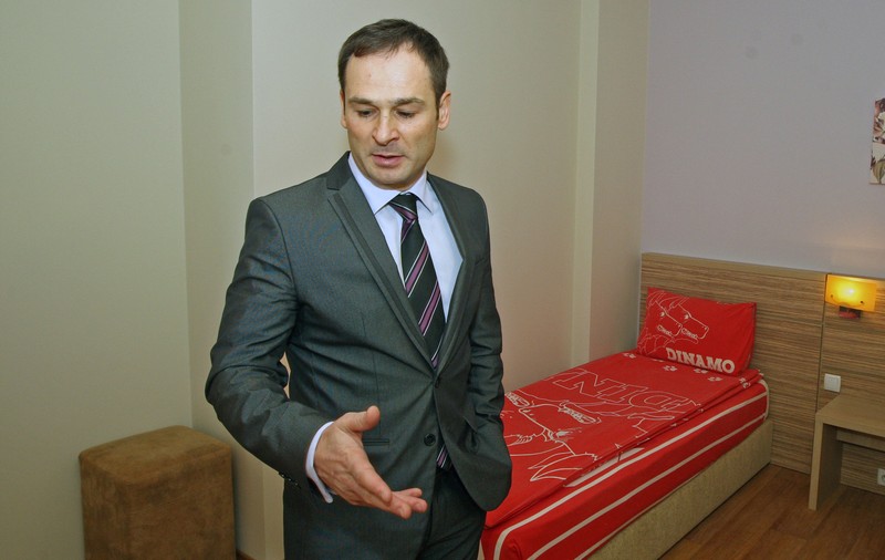 Dinamo este, de azi, în insolvenţă! Cine administrează clubul