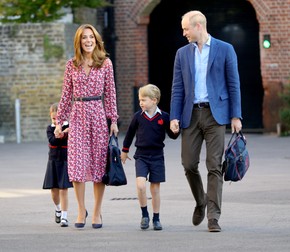 Photo Must Be Credited ©Alpha Press 073074 05/09/2019 Princess Charlotte of Cambridge, Kate Duchess of Cambridge Catherine Katherine Middleton, Prince George of Cambridge, Prince William Duke of Cambridge, arriving for her first day of school at Thomas's Battersea in London. *** No UK Rights Until 28 Days from Picture Shot Date ***