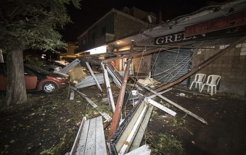 Italia, măturată de două tornade puternice. Cel puțin doi morți și zeci de răniți | FOTO și VIDEO