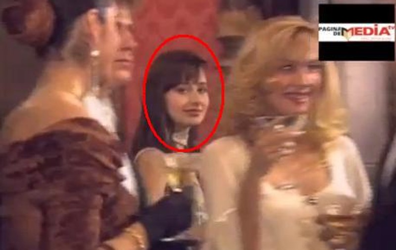 Uite în ce reclamă APĂREA GABRIELA CRISTEA acum 20 de ani! Era ”Cenușăreasa”, iar BOTEZATU - prințul! VIDEO
