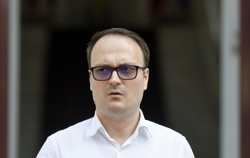 ÎNREGISTRARE. Cum vorbește „profu’ online” Cumpănașu cu o minoră de 14 ani: „Vreau să știi că te iubesc foarte mult”, „Tu ești sufletul meu”