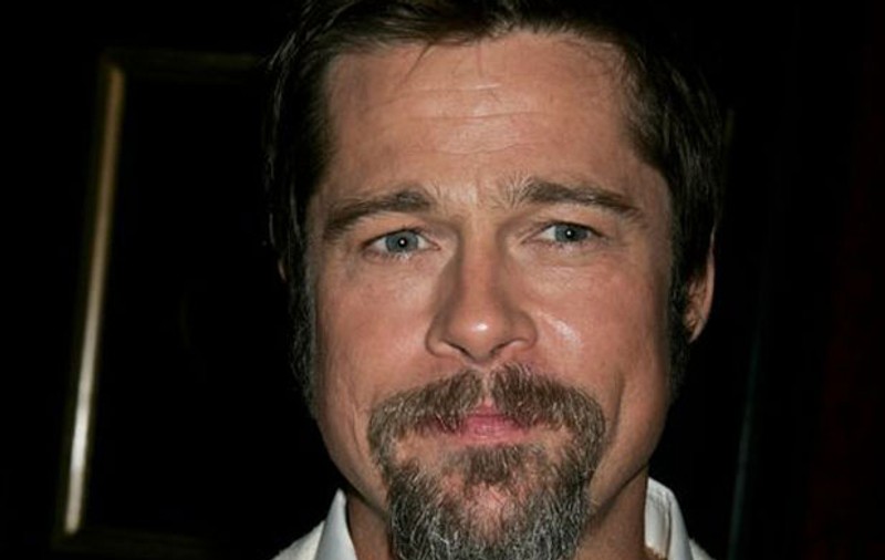 Ce look îl avantajează cel mai mult pe Brad Pitt?