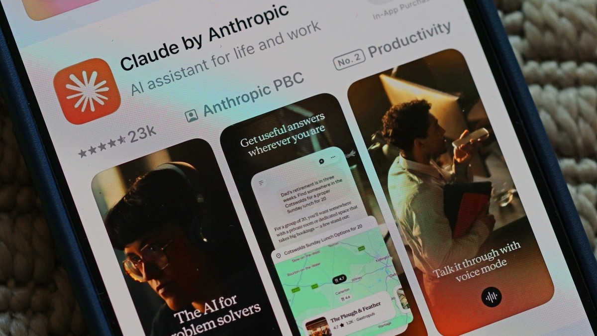 Anthropic a publicat un raport despre folosirea chatbot-ului Claude în materiale de dezinformare și propagandă. Imagine cu caracter ilustrativ Sursa foto: Profimedia
