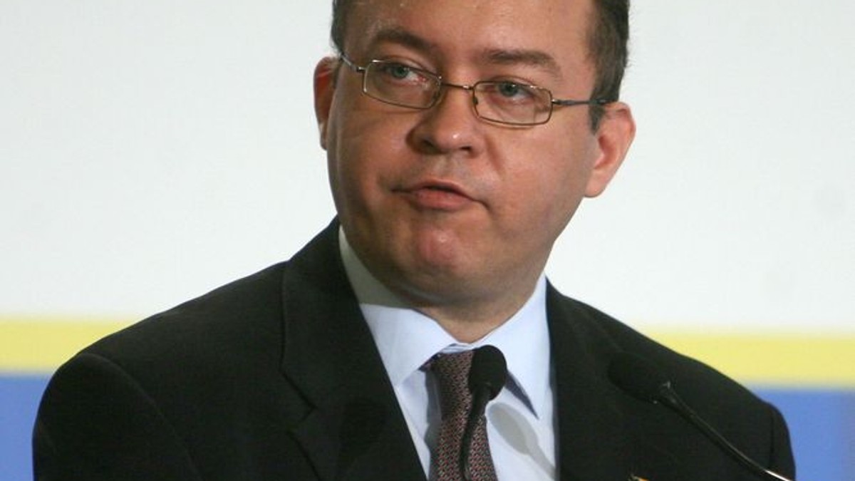 Bogdan Aurescu, noua variantă vehiculată pentru premierul PSD