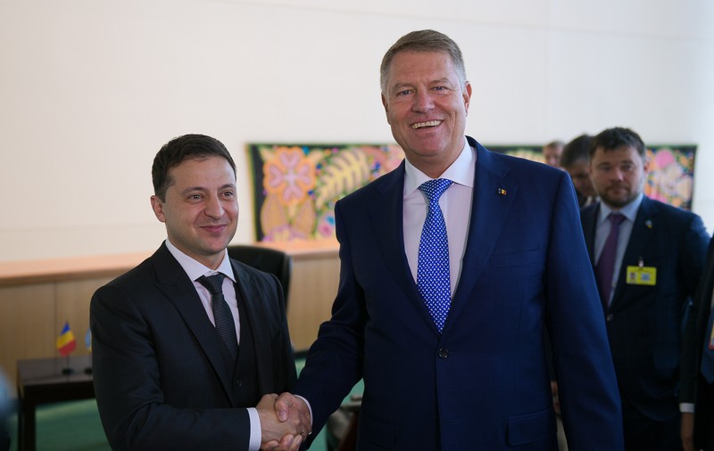 Klaus Iohannis, întrevedere bilaterală cu președintele Ucrainei, Volodîmîr Zelenski, la Adunarea ONU. Este prima întâlnire a celor doi şefi de stat