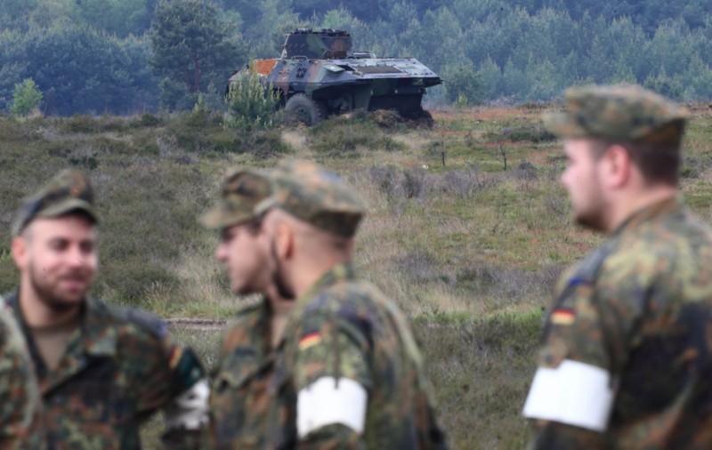 Solicitare în Germania pentru activarea a 900.000 de rezervişti. „Putin îşi antrenează oamenii pentru război”