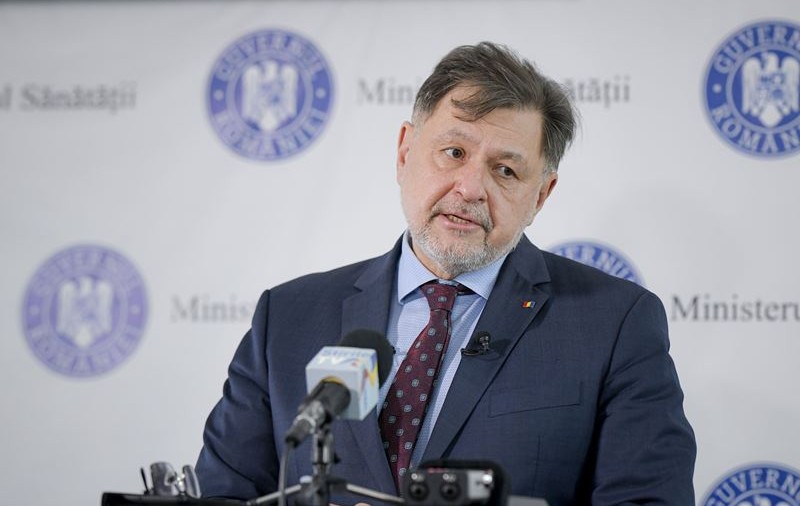 Ce spune ministrul Rafila despre obligativitatea măștii de protecție, după creșterea numărului de cazuri COVID