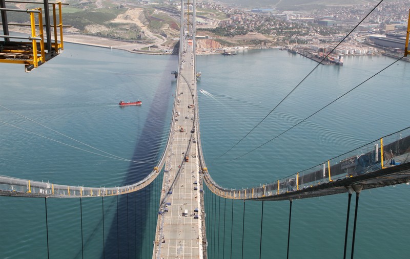 Cel de-al doilea pod din Europa ca mărime, construit cu oțel din Galați