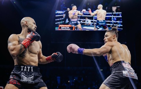 Andrew Tate pierde meciul de box din Dubai, iar premierul Keir Starmer este presat să ceară extrădarea lui în Marea Britanie