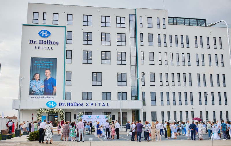 Dr. Holhoș, rețeaua nr 1 în România în oftalmologie, deschide cel mai mare spital de oftalmologie din Transilvania, cu o investiție de 6 milioane de euro