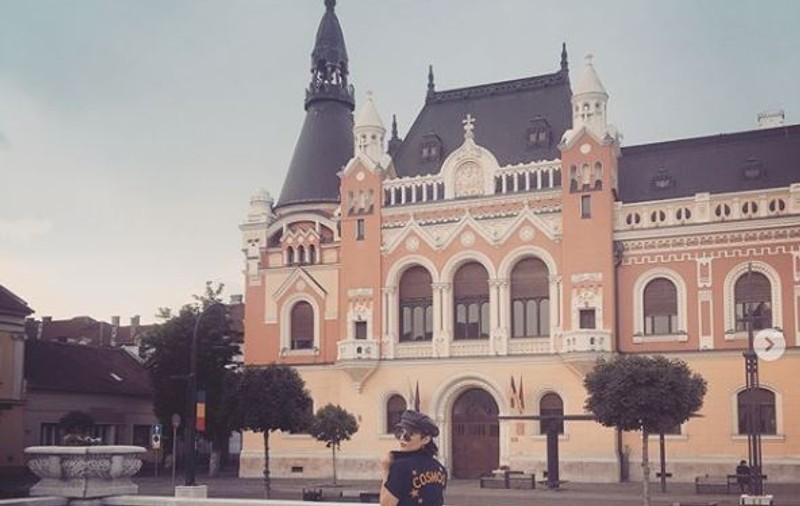 Actrița Vanessa Hudgens, în vizită în România - FOTO