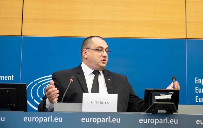 Cristian Terheș: „Tirania europeană e în floare". Europarlamentarul spune că nu a fost lăsat să intre în Parlamentul European pentru că nu a prezentat certificatul verde
