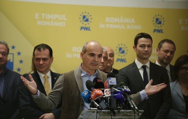 Sorina Matei: Rareș Bogdan, „mufat” ani în șir la contracte cu bani publici, prin firmele sale de consultanță, publicitate și PR