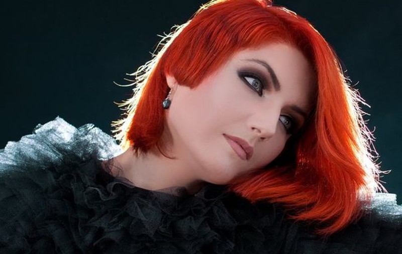 Alexandra Ungureanu cântă de 10 ani, dar nu are un ban pus deoparte. Uite ce face cu veniturile obținute!
