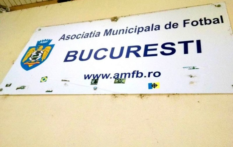 Ce au furat hoții care au spart sediul Asociației Municipale de Fotbal București. Primele reacții: ”Totul era vraiște!”