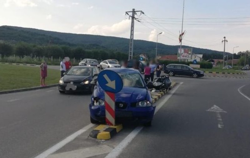 Un polițist din Vâlcea, accidentat în timpul misiunii