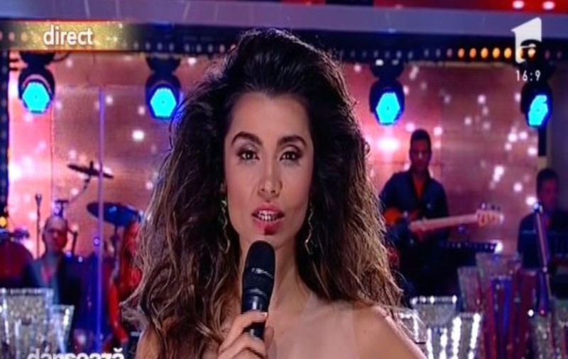 DANSEAZĂ printre STELE. LILI SANDU, de INFARCT cu DECOLTEUL până la BURIC! | FOTO