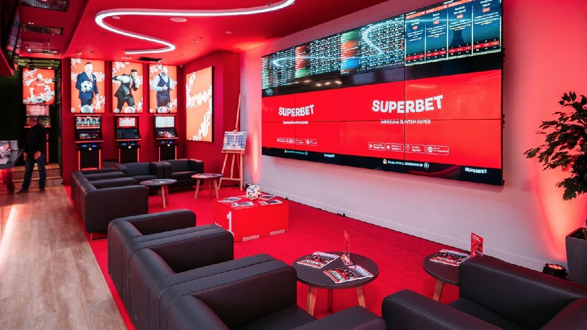 Imagine dintr-o sală de jocuri Superbet. Foto: Superbet