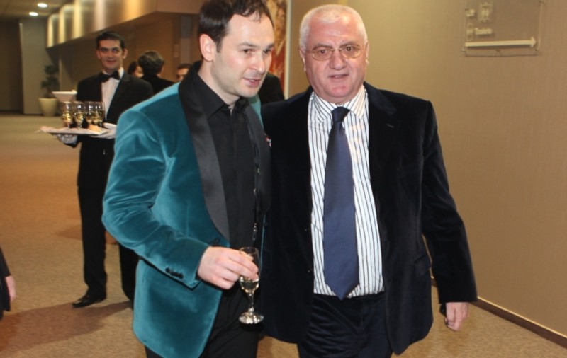 Dumitru Dragomir, şeful Ligii, la ziua lui Ionuţ Negoiţă: «Ce, nu se vede că am dat jos 10 kg?!»