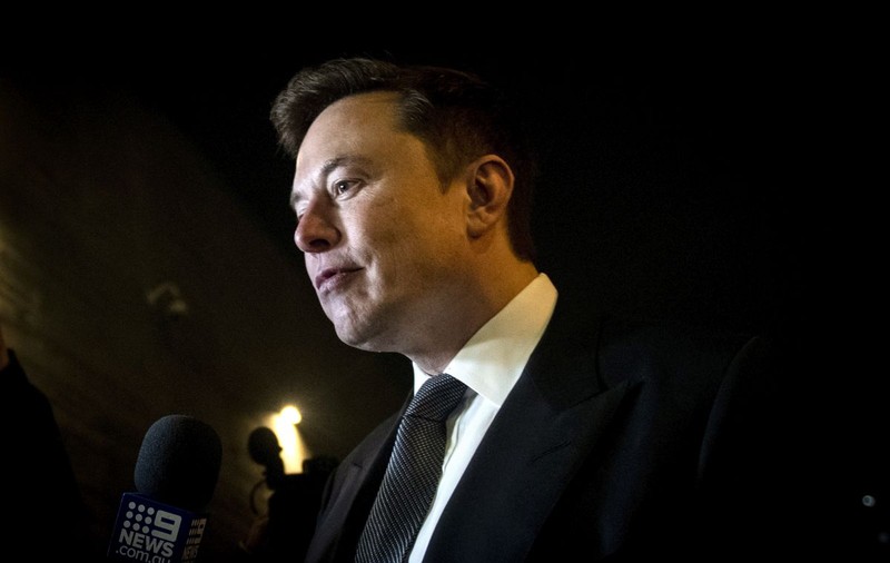 Elon Musk s-a răzgândit: va continua să finanțeze rețeaua Starlink în Ucraina, chiar dacă pierde bani