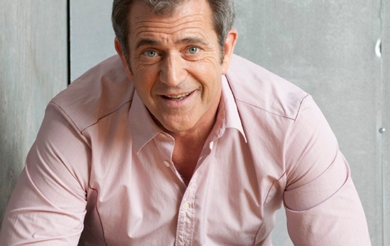 Mel Gibson iubeşte WC-ul: “Trebuie să te ca*i mult şi să plângi” 
