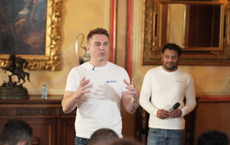 eYou, rețeaua socială europeană „made in Romania”, a fost lansată oficial: cu ce e diferită față de Facebook, Instagram sau TikTok