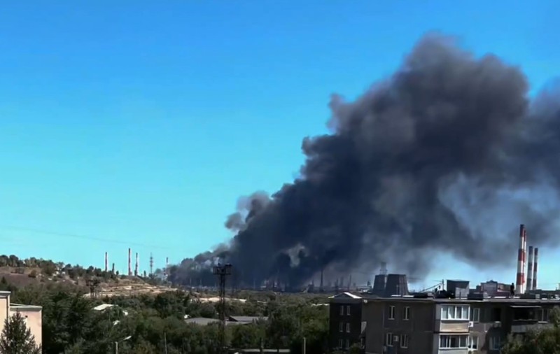 Ucraina a scos din funcțiune o rafinărie din Rusia situată la peste 2.500 de kilometri de linia frontului